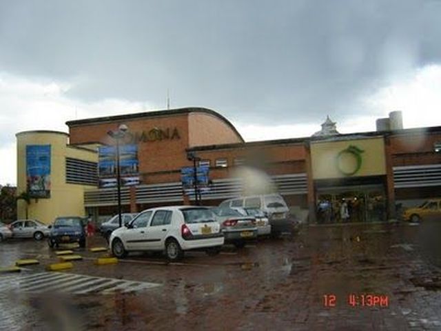 DISEÑO INDUSTRIAL Y COMERCIAL